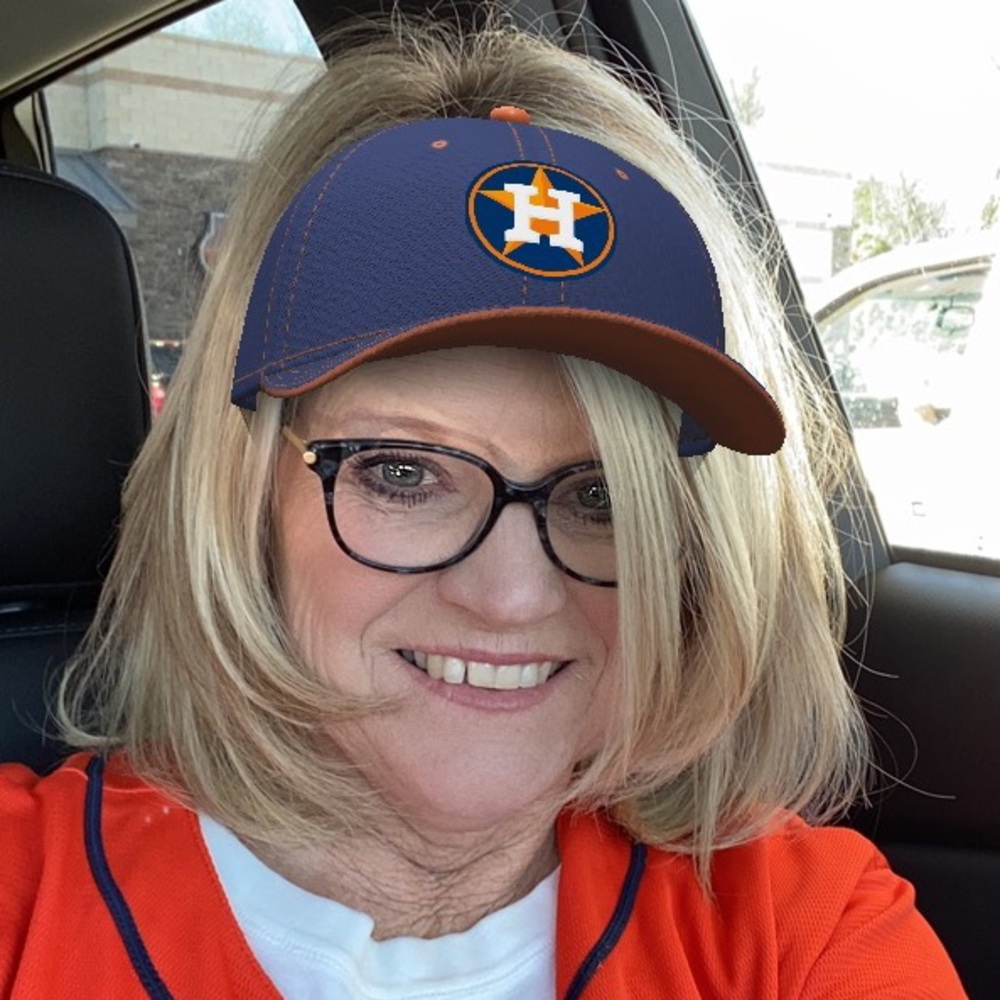 Meet your Posher, Linda